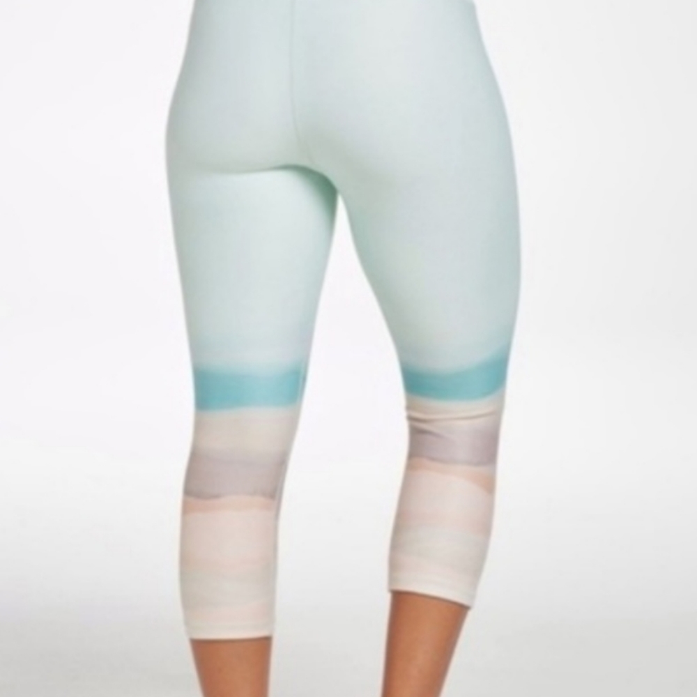 CALIA Landscape essential mid rise Capri S NWOT
